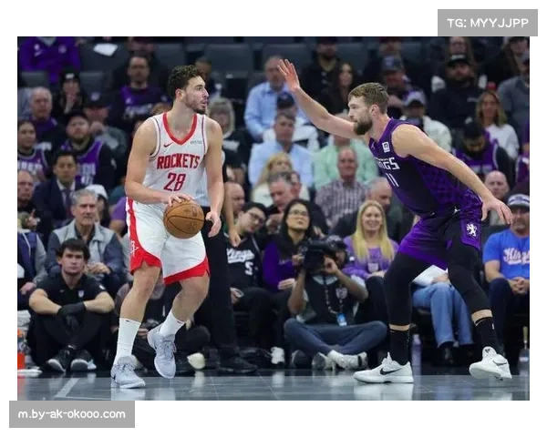 湖人迎战国王 里夫斯携艾顿对决拉文萨博尼斯争锋加剧