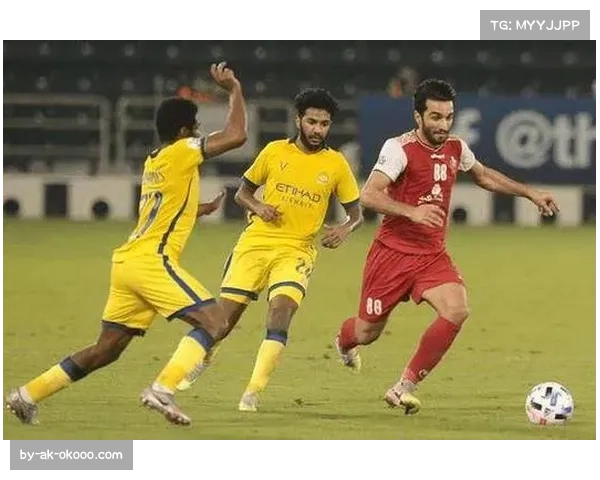 赖扬1比3不敌利雅得新月 格德斯推射破门难挽败局 赖扬1比3不敌利雅得新月 格德斯推射破门难挽败局