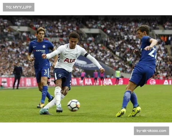 波鸿布切特赛后坦言球队运气不佳 但其临场指挥的积极性得到肯定 波鸿布切特赛后坦言球队运气不佳 但其临场指挥的积极性得到肯定